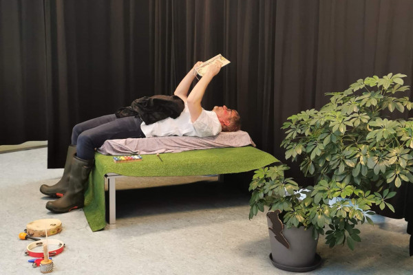 Skuespiller på scenen